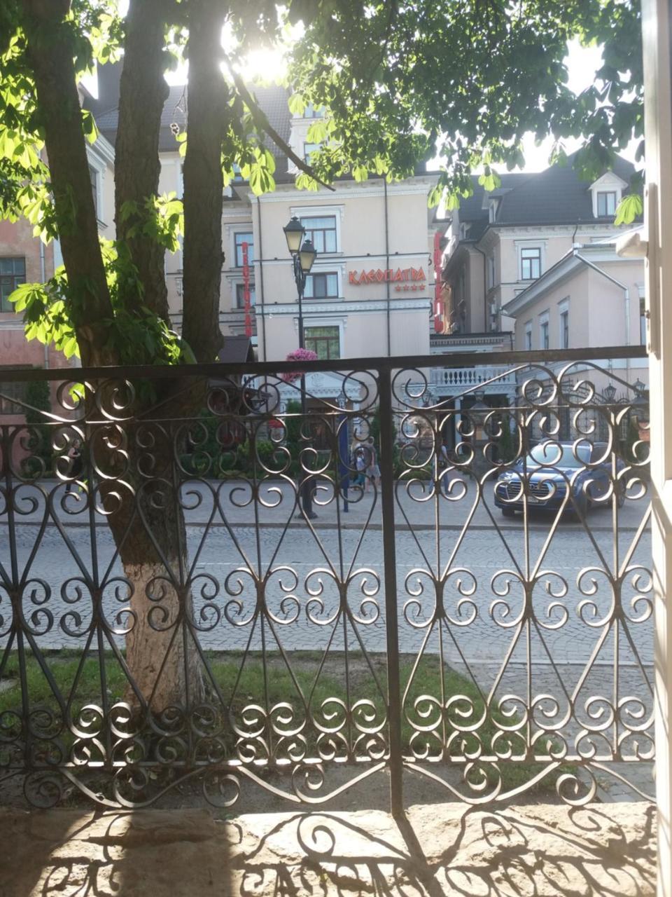 Уютные Апартаменты В Самом Сердце Старого Города Kamianets-Podilskyi Εξωτερικό φωτογραφία